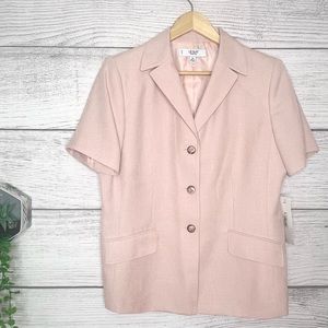NWT Le Suit Pink Short Sleeve Button Front Blazer Jacket Suit Top Size 14 Petite